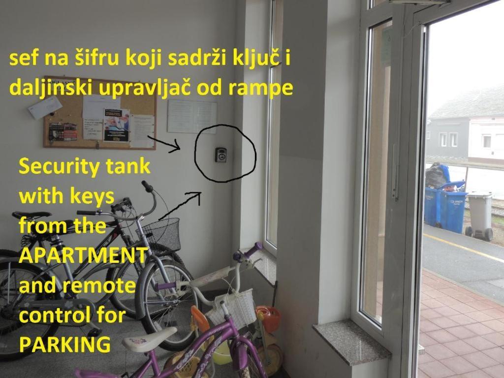 דירות אוסילק Factory - Self Check In מראה חיצוני תמונה